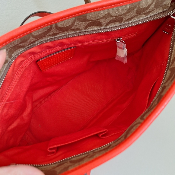 NWT Coach Signature Zip Top Tote F34603 Khaki Orange - Picture 8 of 8